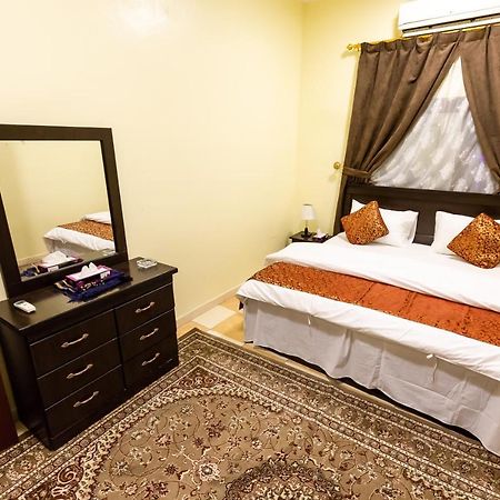 العييري للوحدات السكنية المفروشة الباحة 2 อัลบาฮา ภายนอก รูปภาพ