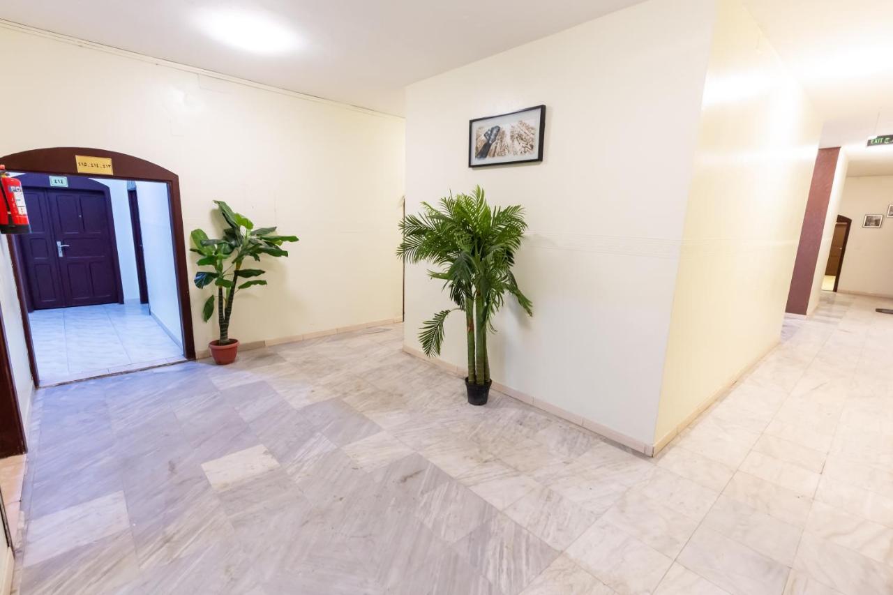 العييري للوحدات السكنية المفروشة الباحة 2 อัลบาฮา ภายนอก รูปภาพ