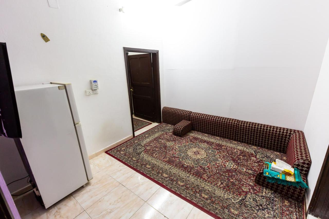 العييري للوحدات السكنية المفروشة الباحة 2 อัลบาฮา ภายนอก รูปภาพ